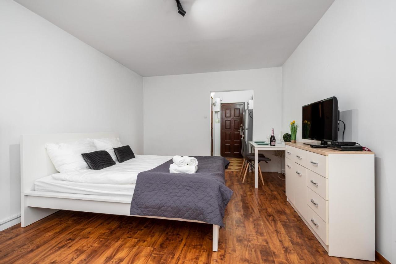 Warsaw Apartments Dyminska 6 Street المظهر الخارجي الصورة